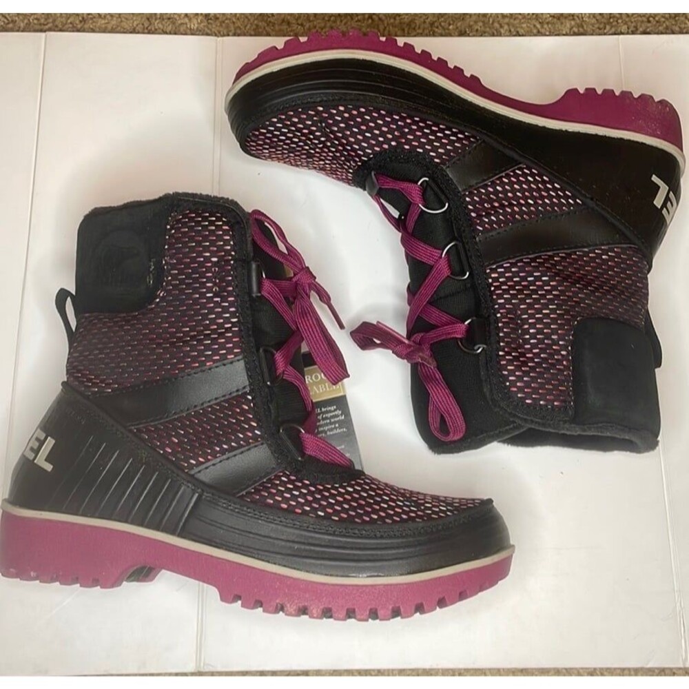 Sorel Black and Purple Boots NWT